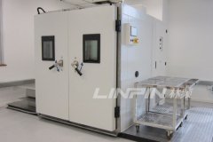 瑞华科技非标型高低温湿热试验箱顺利通过用户
